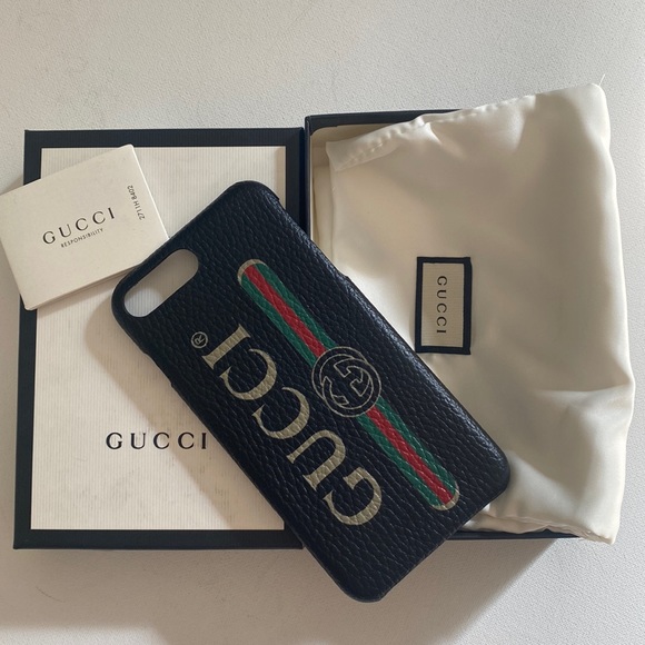 (CFL) Authentic Gucci iPhone 8 / iPhone SE 2nd Gen Phone case, New in Box - Picture 4 of 10